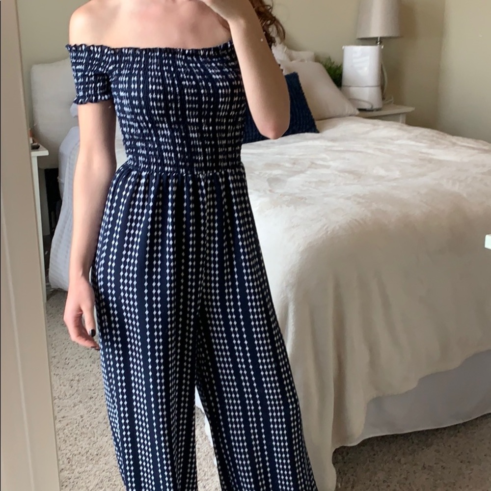 Size small navy women’s off shoulder jumpsuit